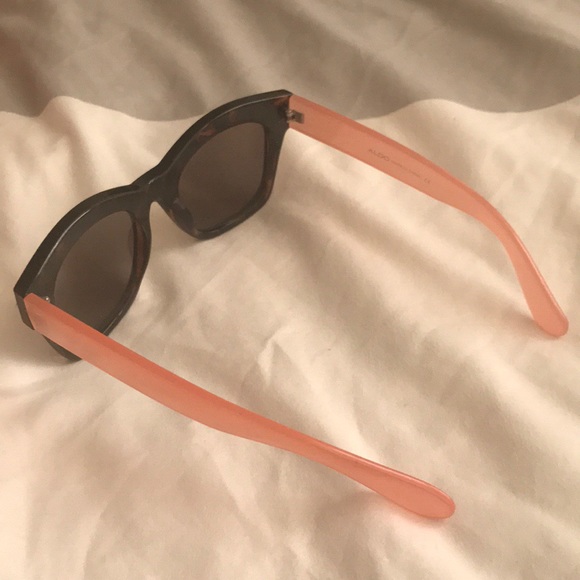 Aldo Tortoise-shell Sunglasses - Picture 2 of 2